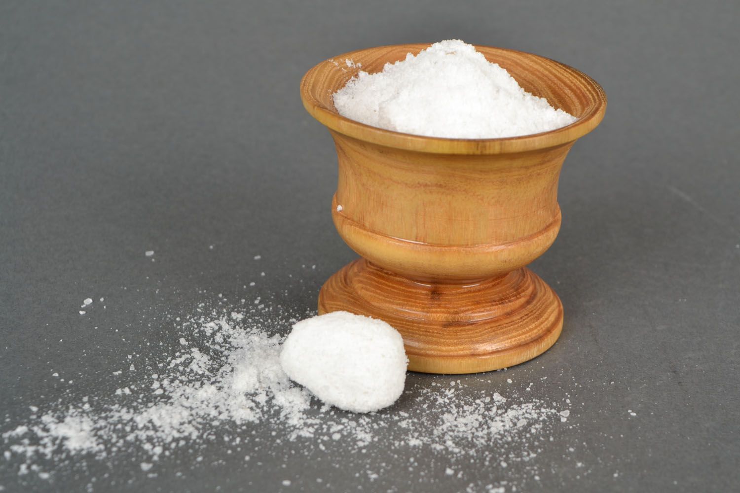 Runde Holzdose für Salz foto 1