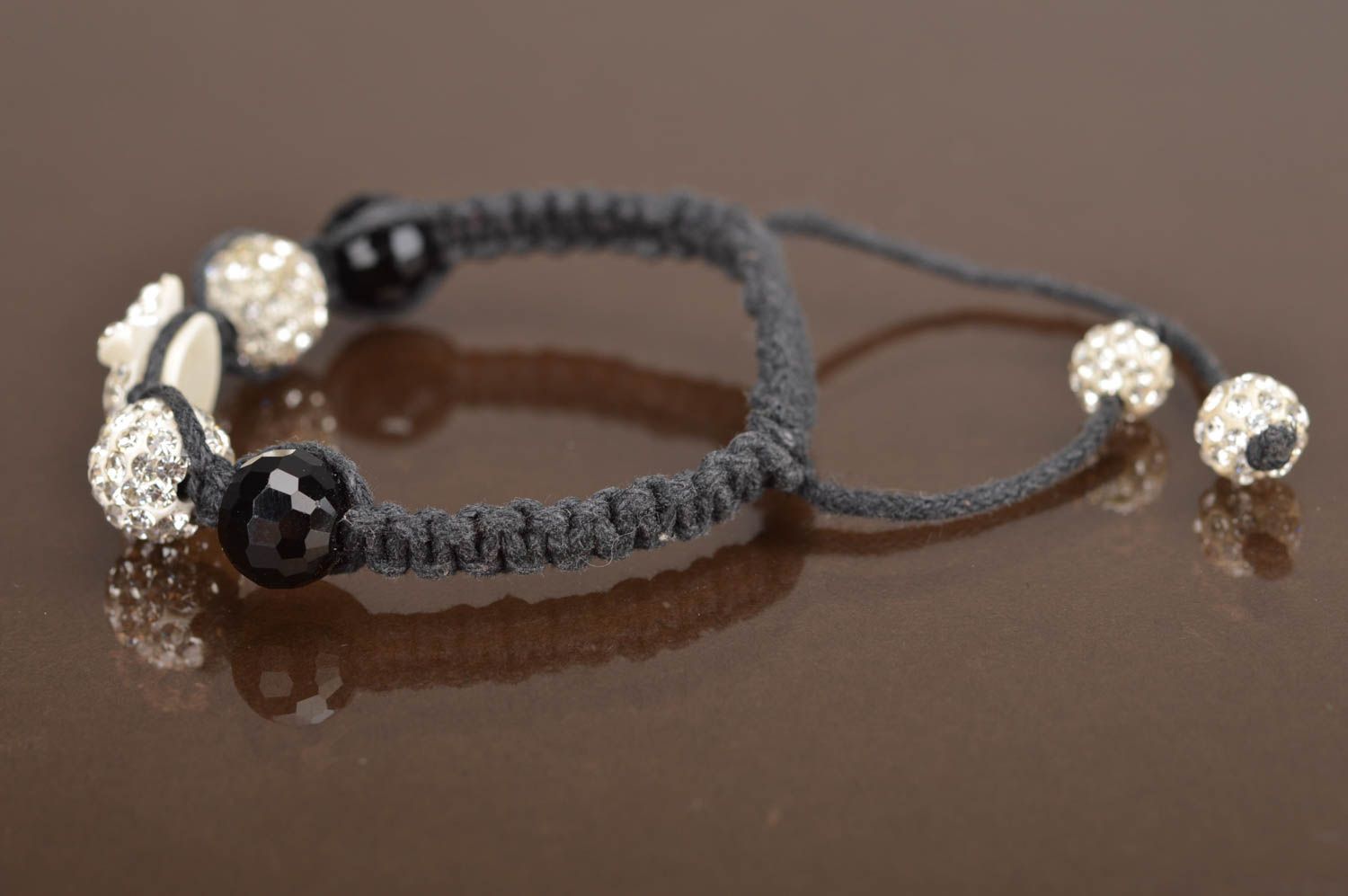 Bracelet fait main noir tressé en lacets avec perles et strass Chouette photo 2