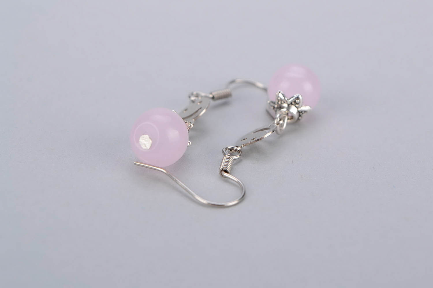 Boucles d'oreilles avec quartz rose Boules avec sourires photo 5