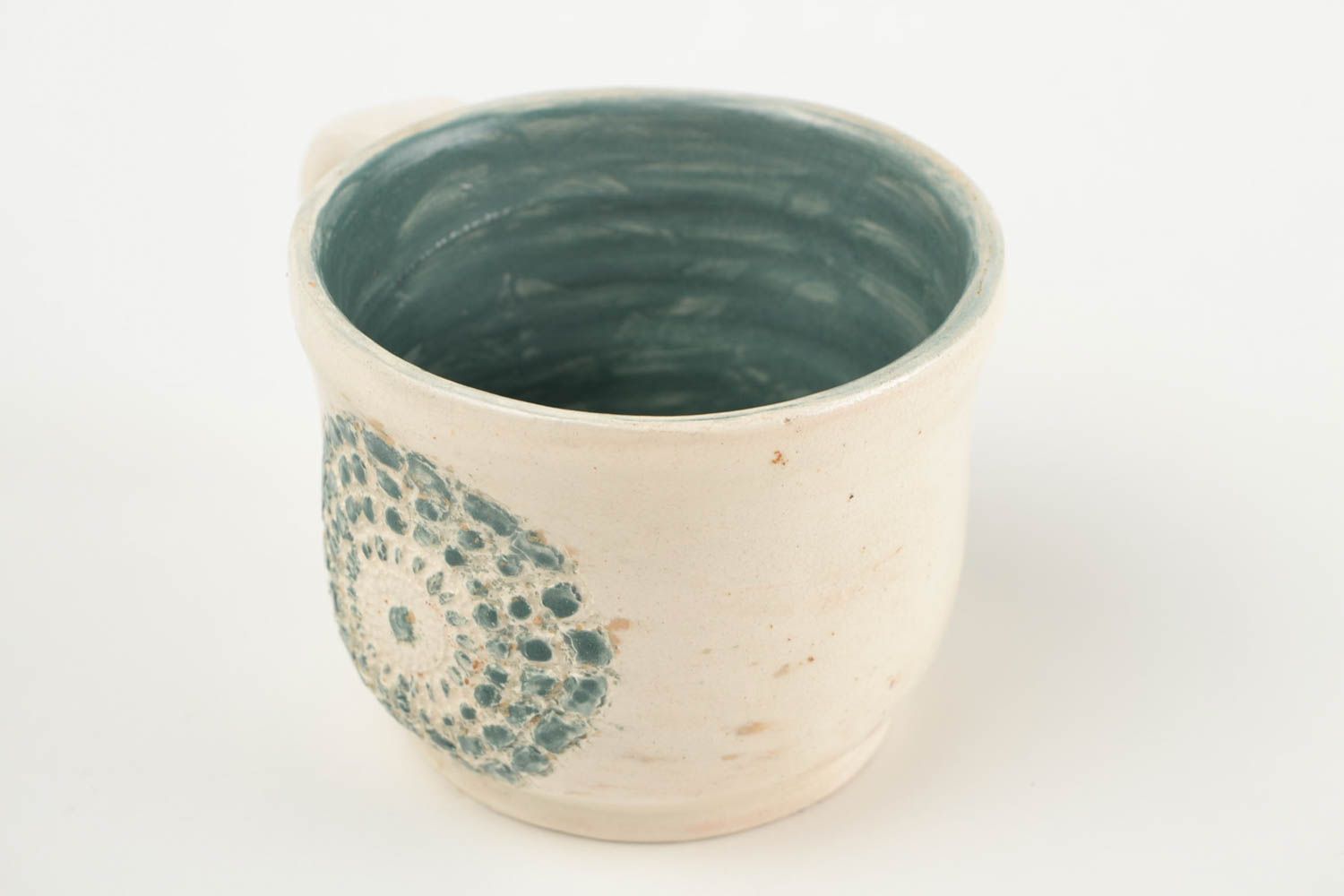Art clay glazed 8 oz drinking cup in white and green colors with handle and dot-sun pattern photo 5