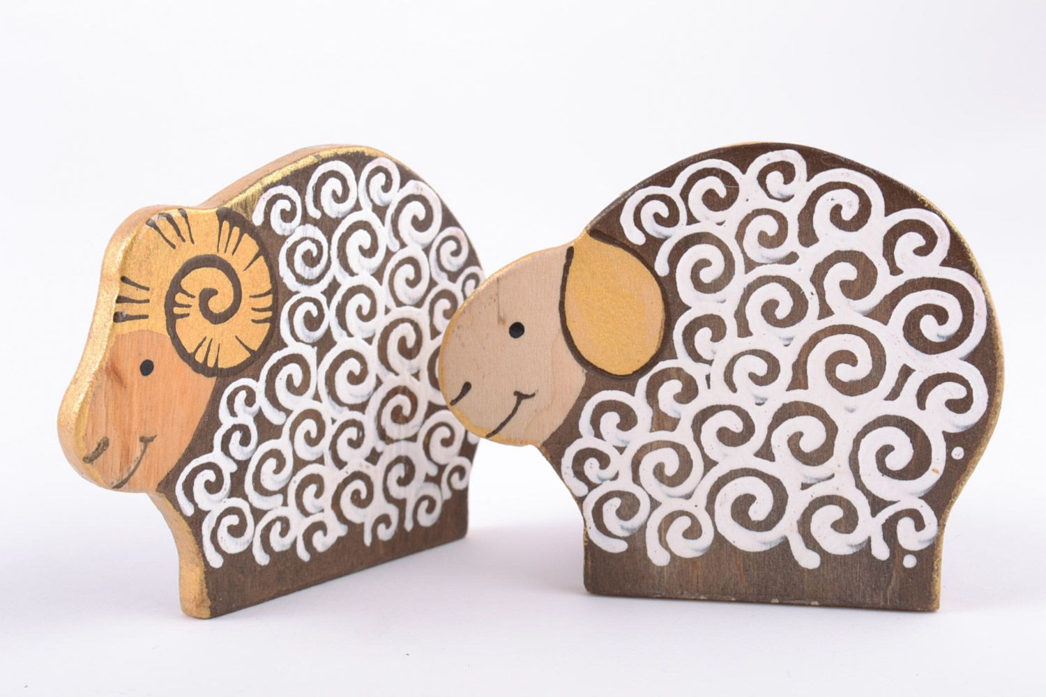 Künstlerische Interieur Spielzeuge mit Bemalung Schafe aus Holz Handarbeit foto 3