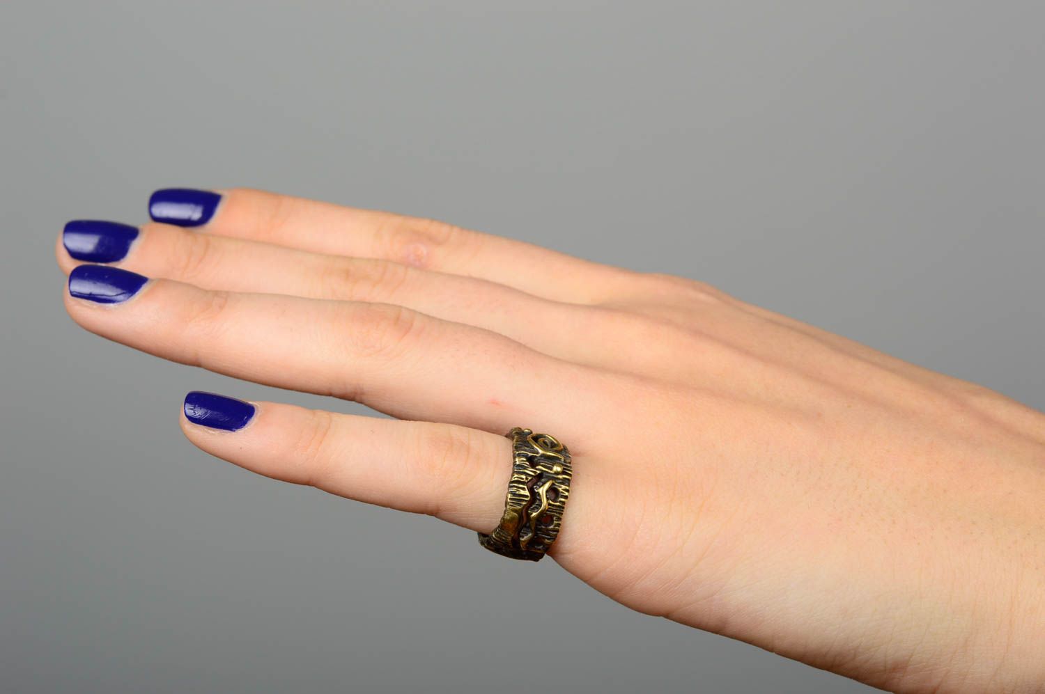 Кольцо ручной работы кольцо из бронзы женское кольцо широкое красивое необычное фото 2