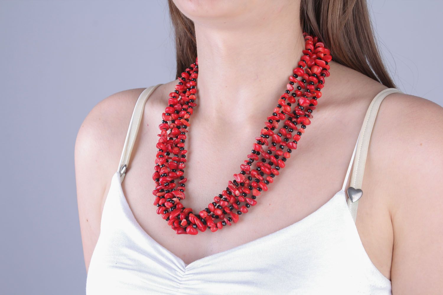 Necklaces with coral photo 4