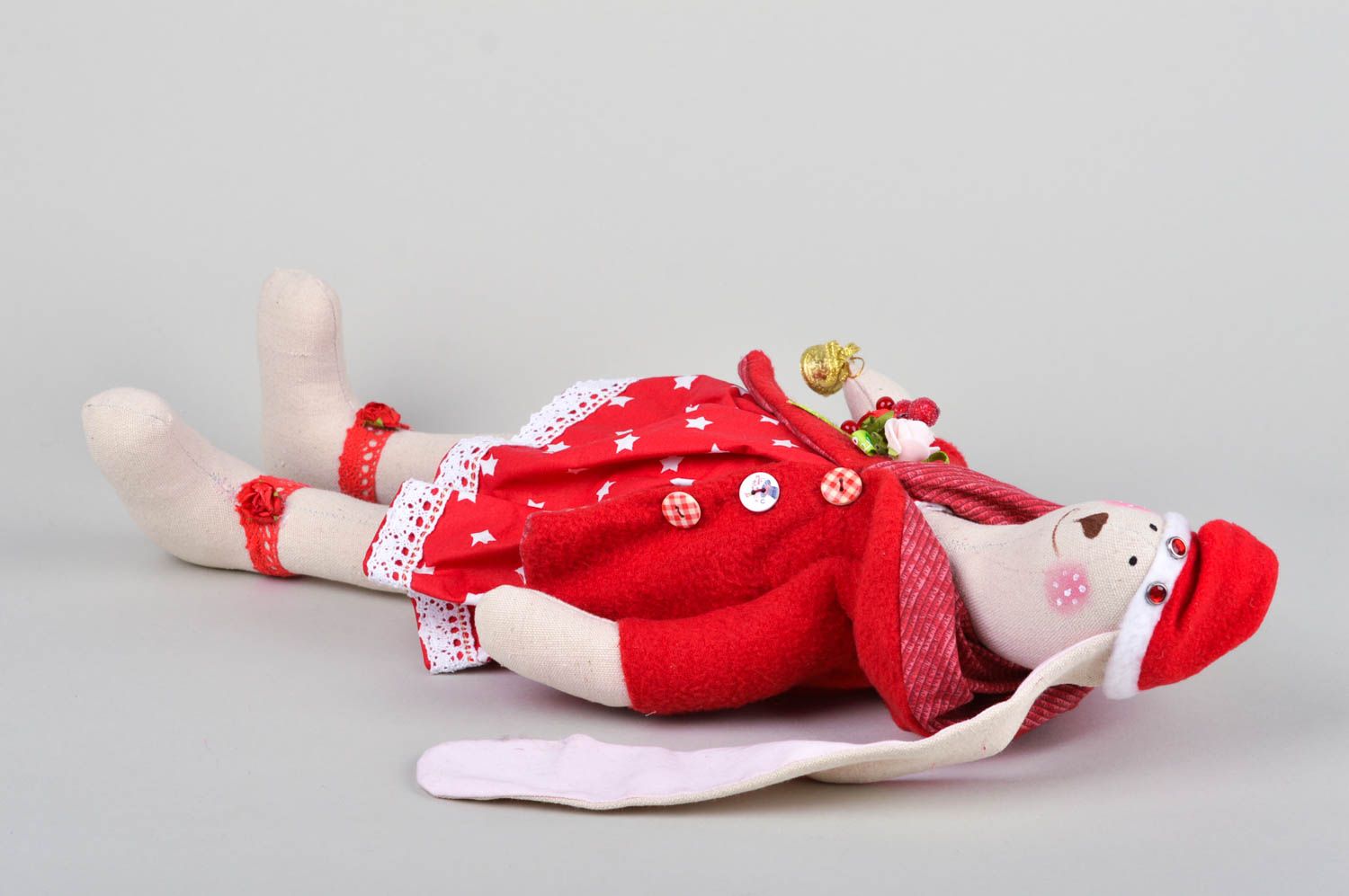 Игрушка из ткани хэнд мейд авторская игрушка зайка в в костюме мягкая игрушка фото 2
