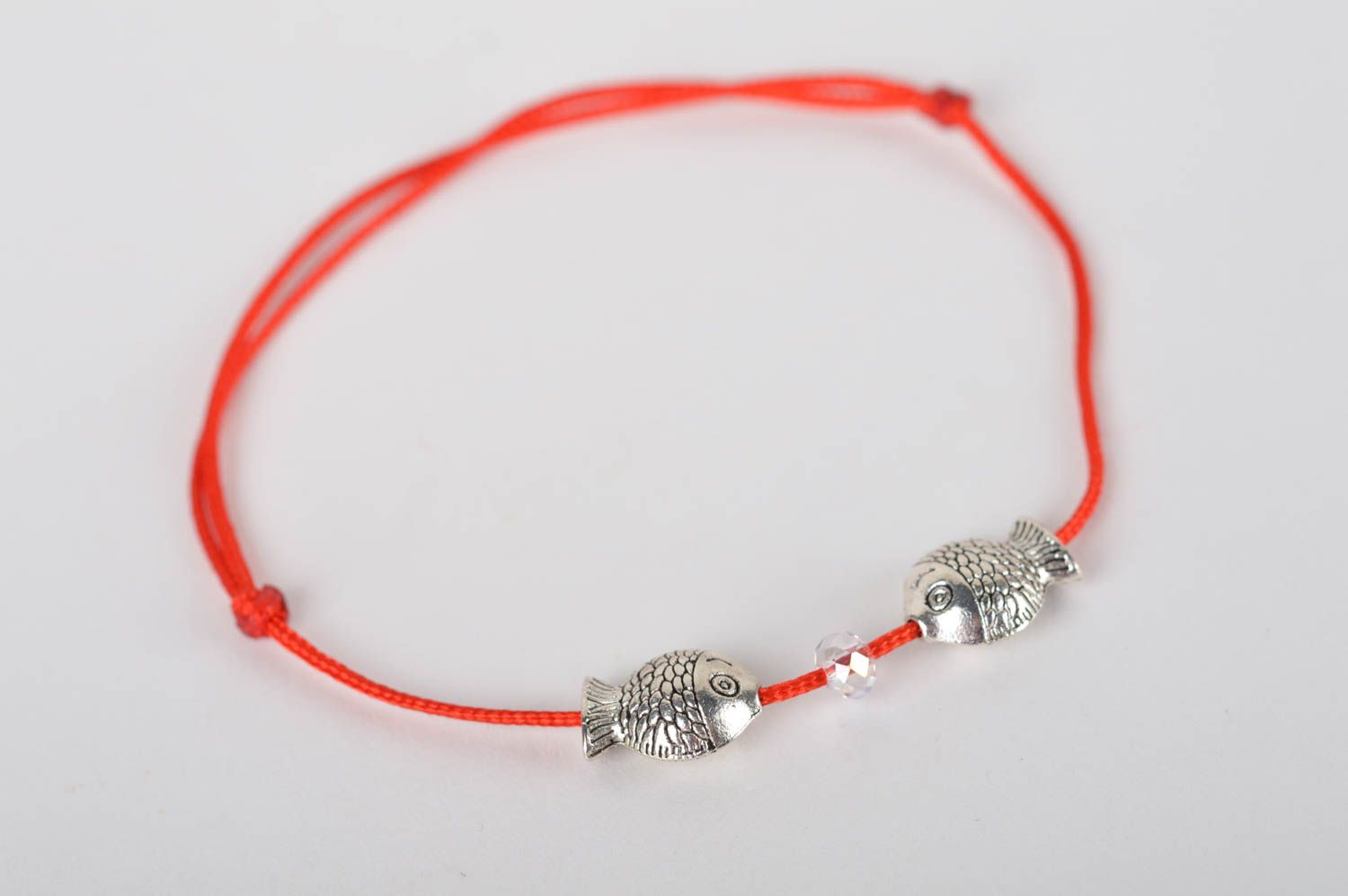 Handmade Schmuck rotes Armband Accessoire für Frauen schönes Armband modisch foto 2