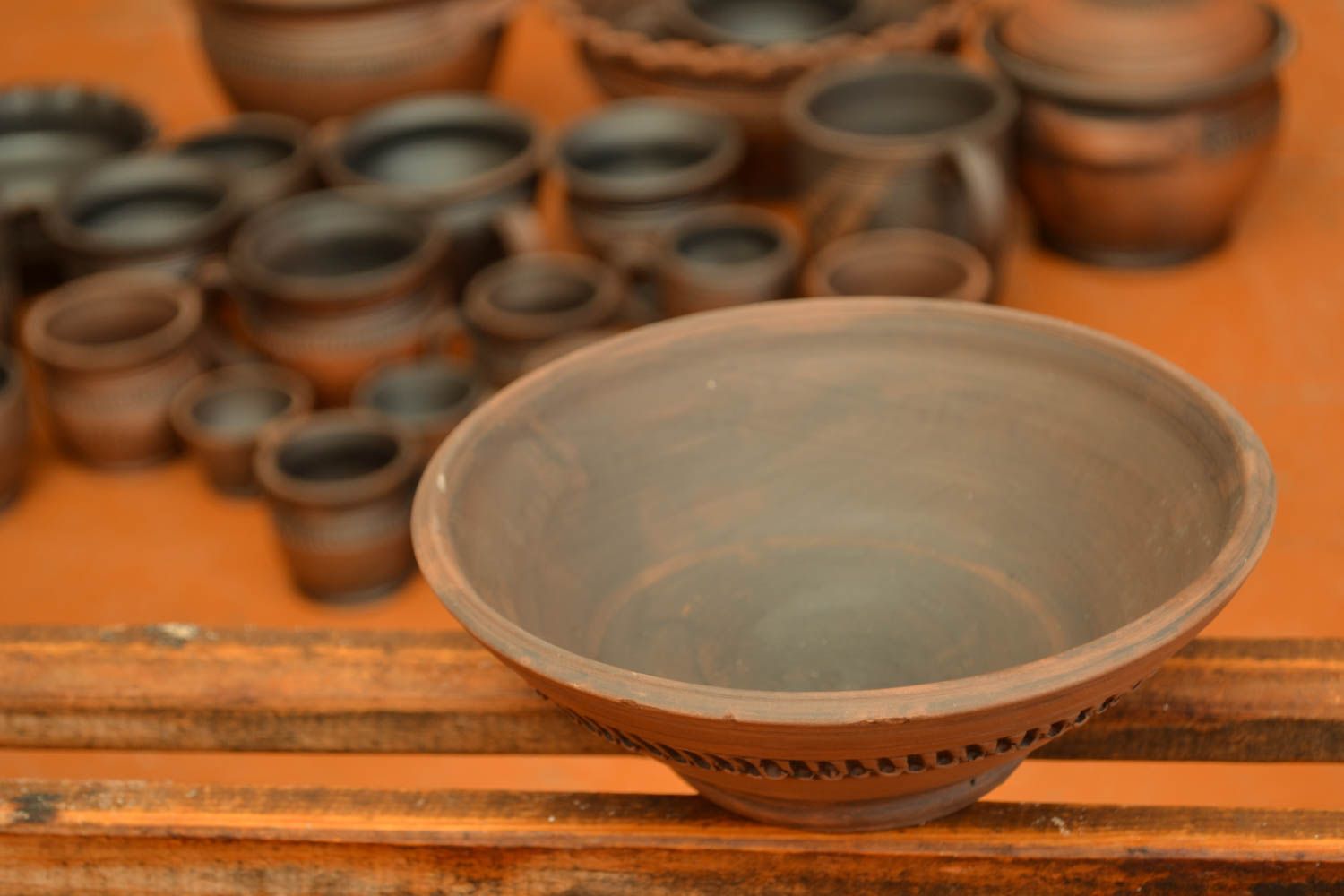 Wide clay bowl photo 5