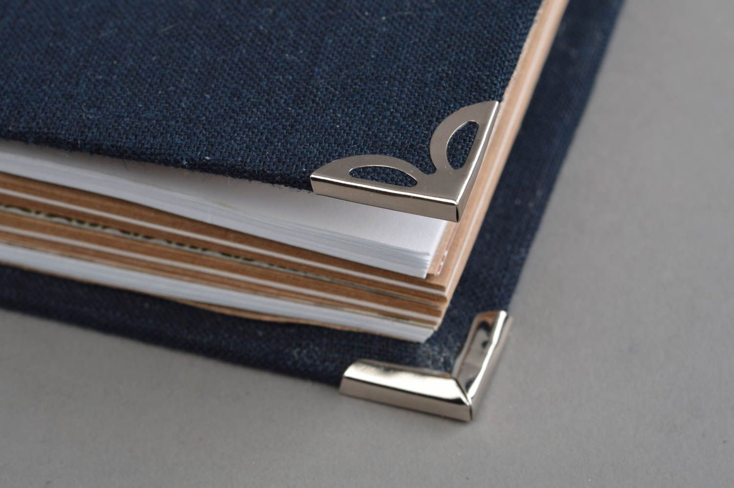Carnet couverture en tissu de lin bleu fait main avec marque-page 80 feuilles photo 3