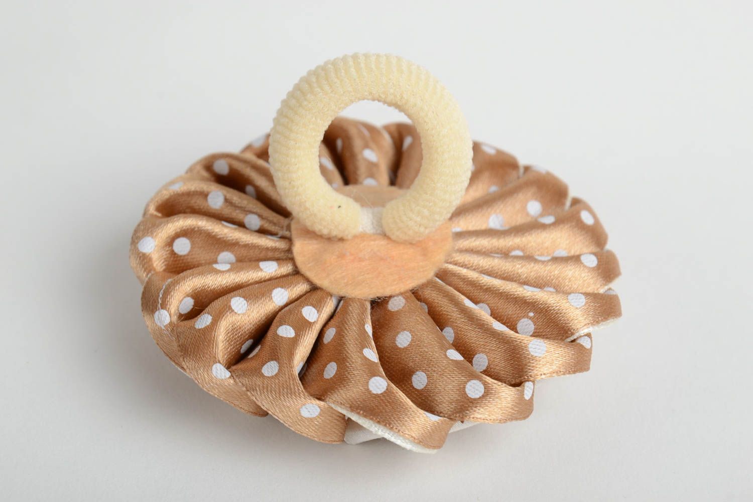 Handmade decorative hair band with satin ribbon kanzashi flower of coffee color photo 2