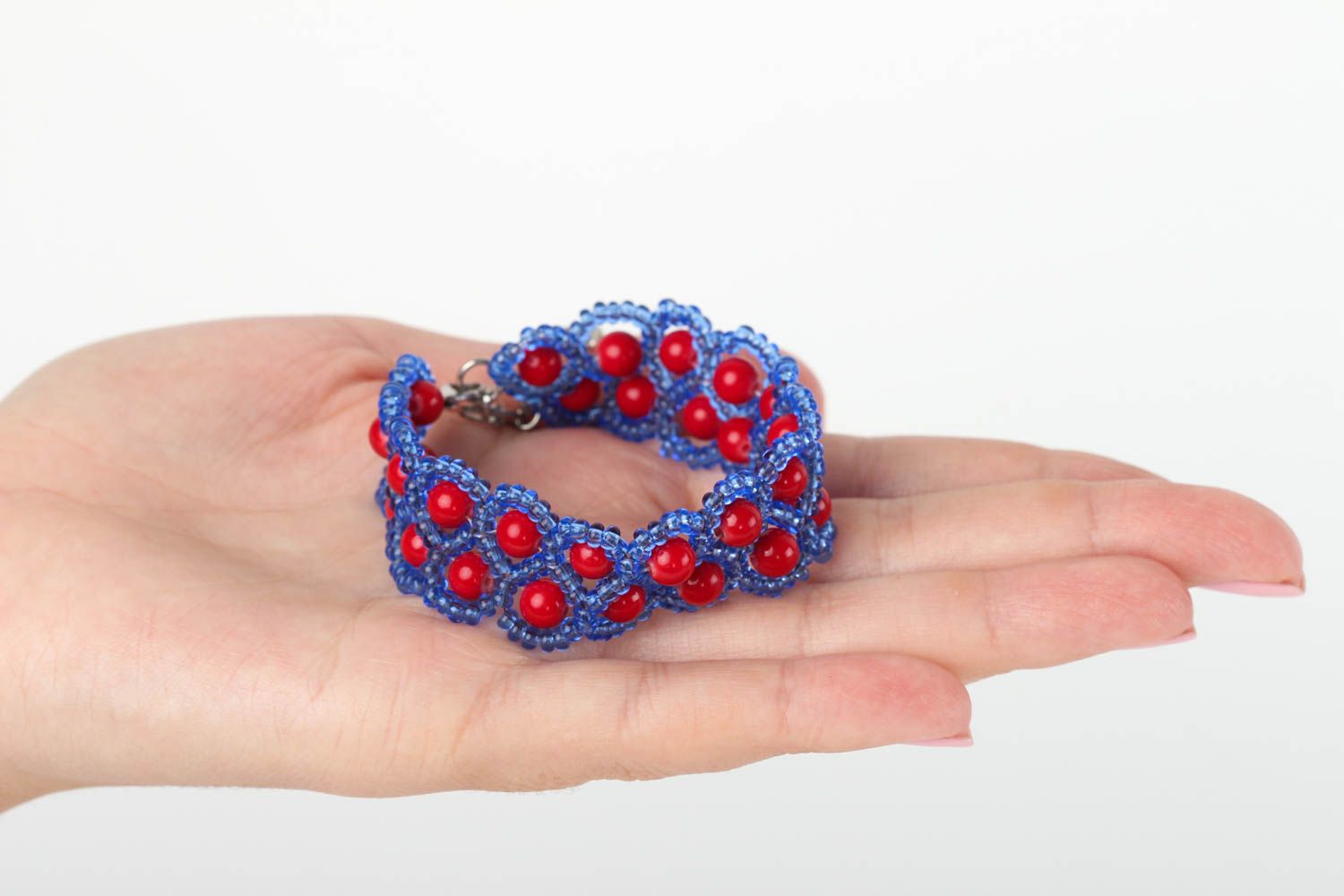 Blue and red beads bracelet on the adjustable chain photo 5