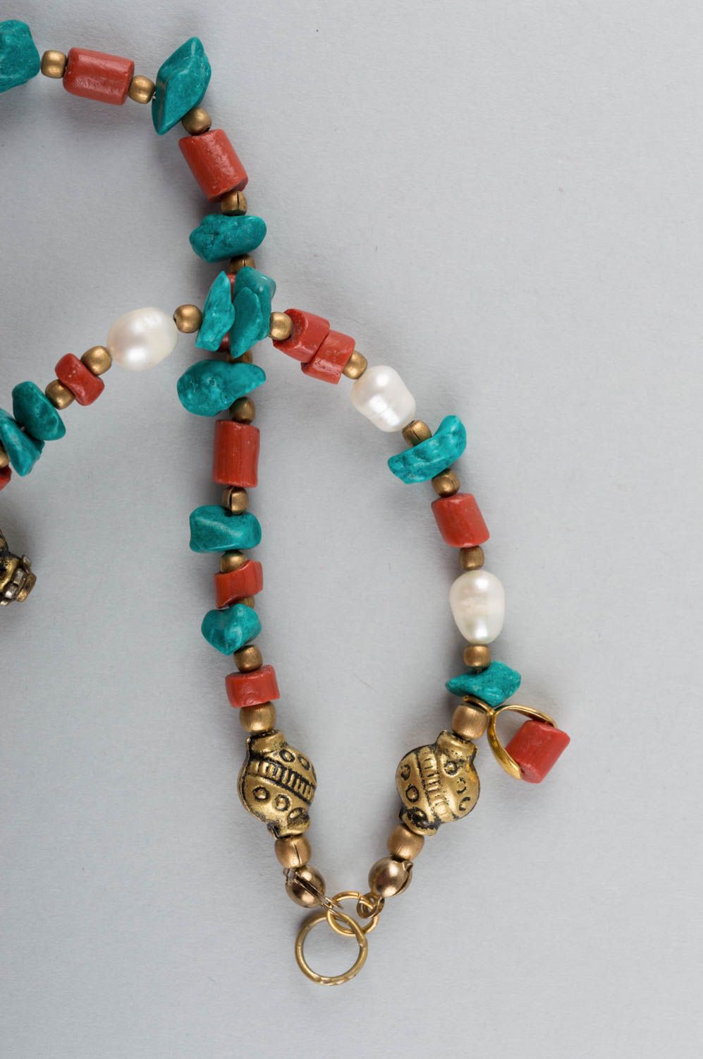 Damen Armband mit Natursteinen aus Messing Perlen Korallen und Türkis schön foto 4