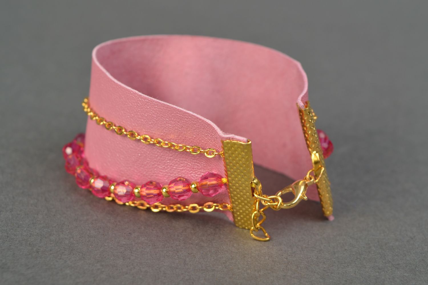 Pink genuine leather bracelet with chains and beads photo 4