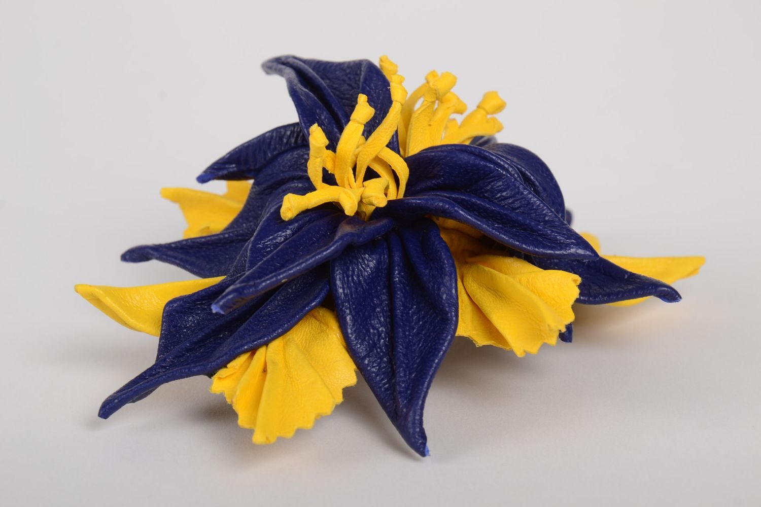 Barrette fleur faite main Pince cheveux grosse bleu-jaune Accessoire coiffure photo 4