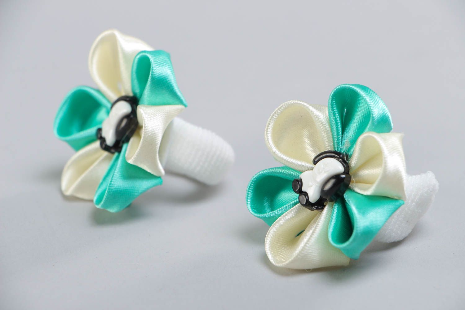 Handmade set of beautiful stylish scrunchies made of satin ribbons 2 pieces  photo 2