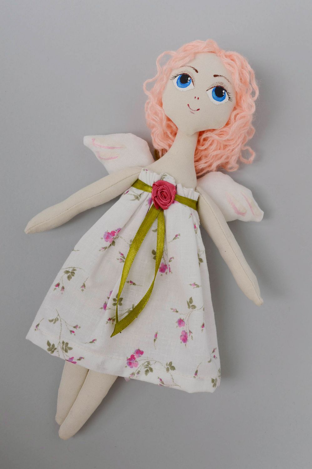 Авторская кукла игрушка с петелькой из ткани  фото 1