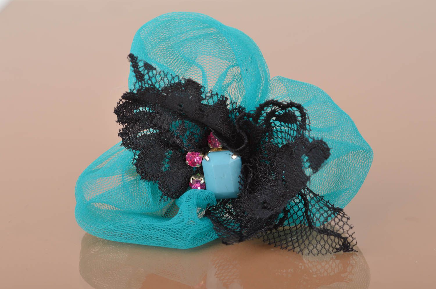 Handmade hairpin brooch in the form of flower of turquoise color and lace photo 2