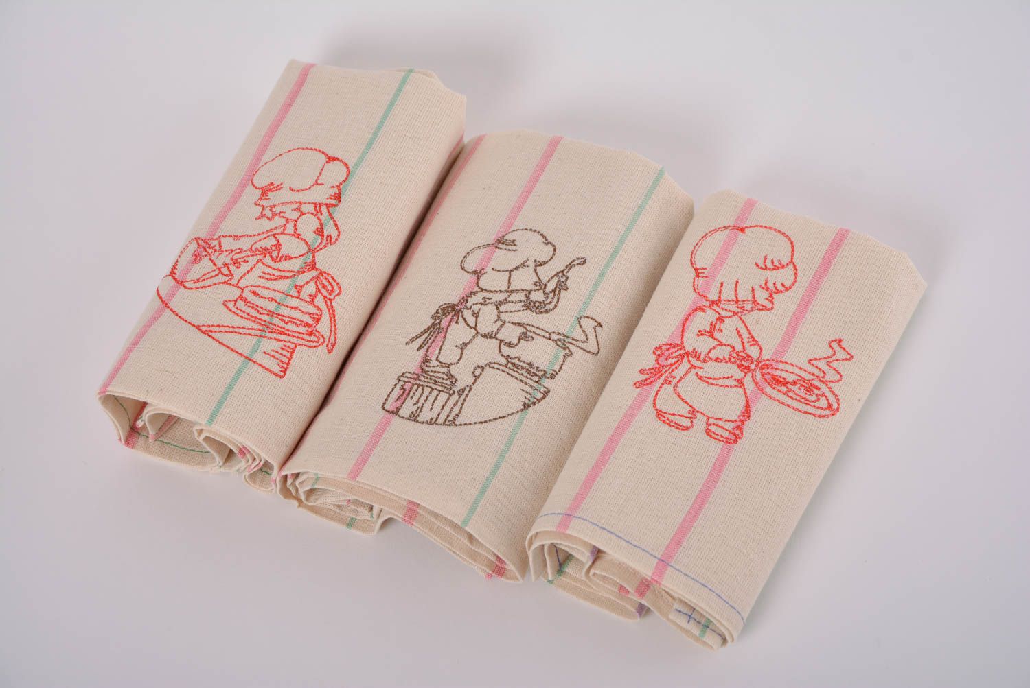 Handmade gestreiftes Küchentuch mit Stickerei künstlerisch rot originell foto 4