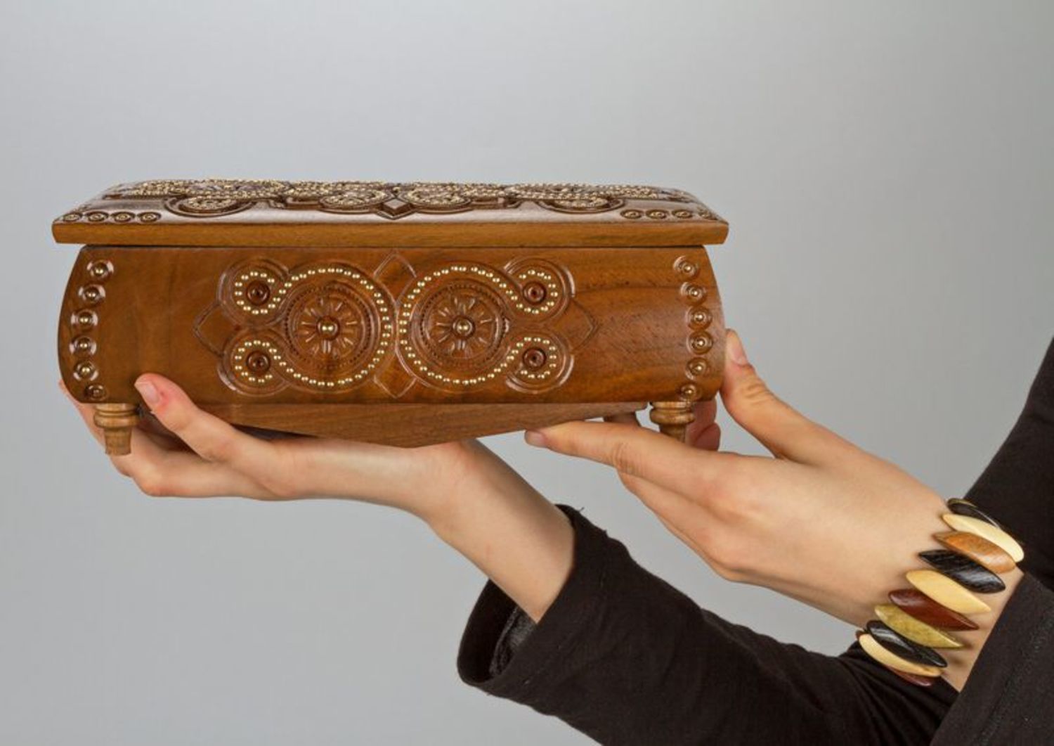 Carved wooden jewelry box photo 2