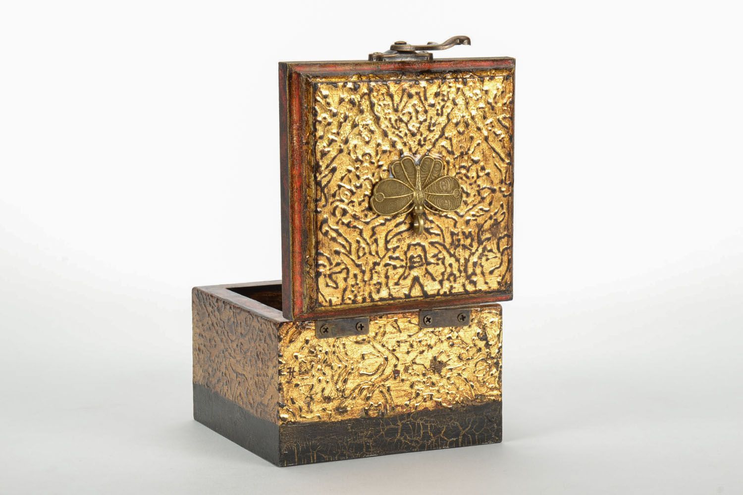 Handmade jewelry box in vintage style photo 3