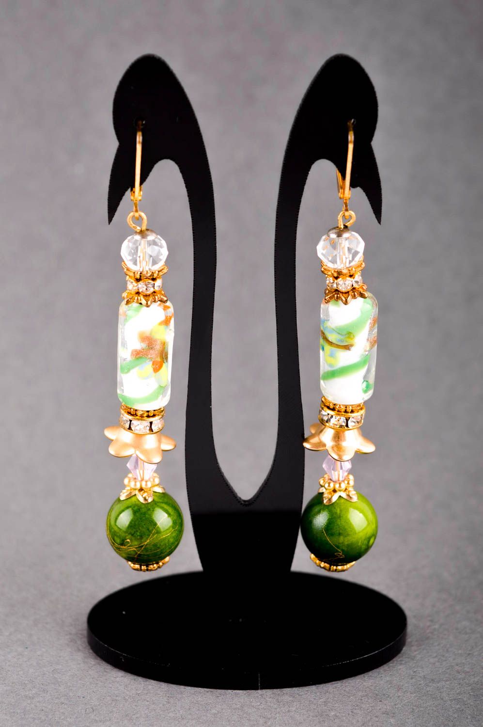Boucles d'oreilles perles Bijou fait main vertes longues Accessoire femme design photo 1