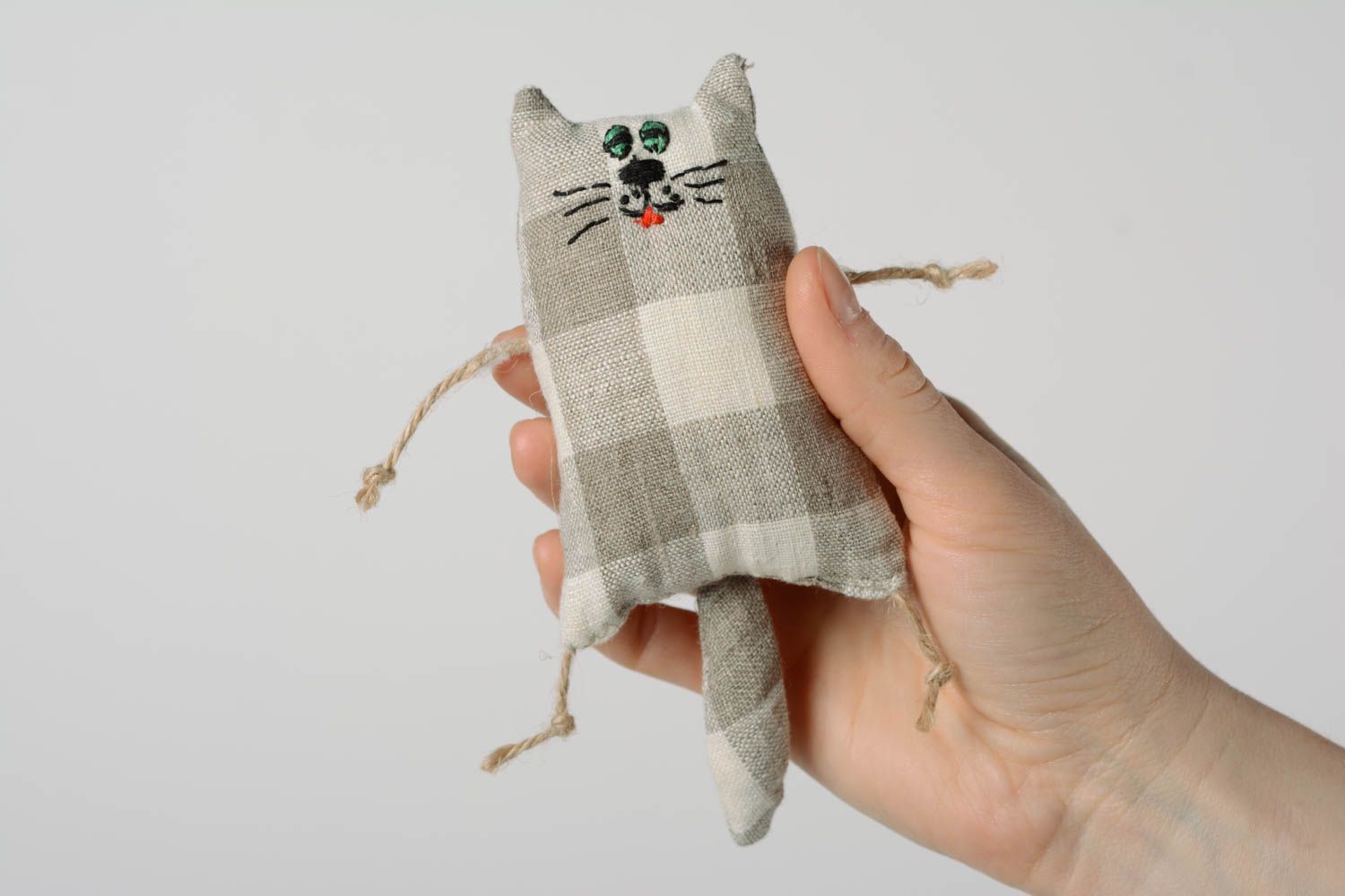 Handmade small wall hanging soft toy with eyelet sewn of linen fabric Kitten  photo 3