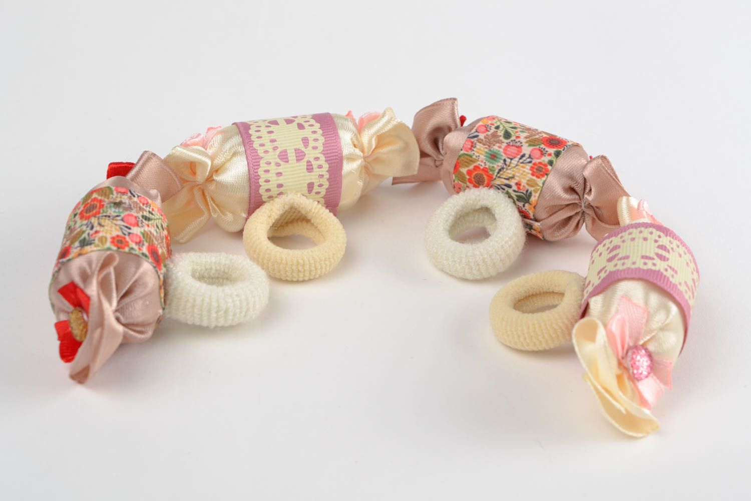 Beautiful nice handmade designer children's hair ties 4 pieces Candies photo 4
