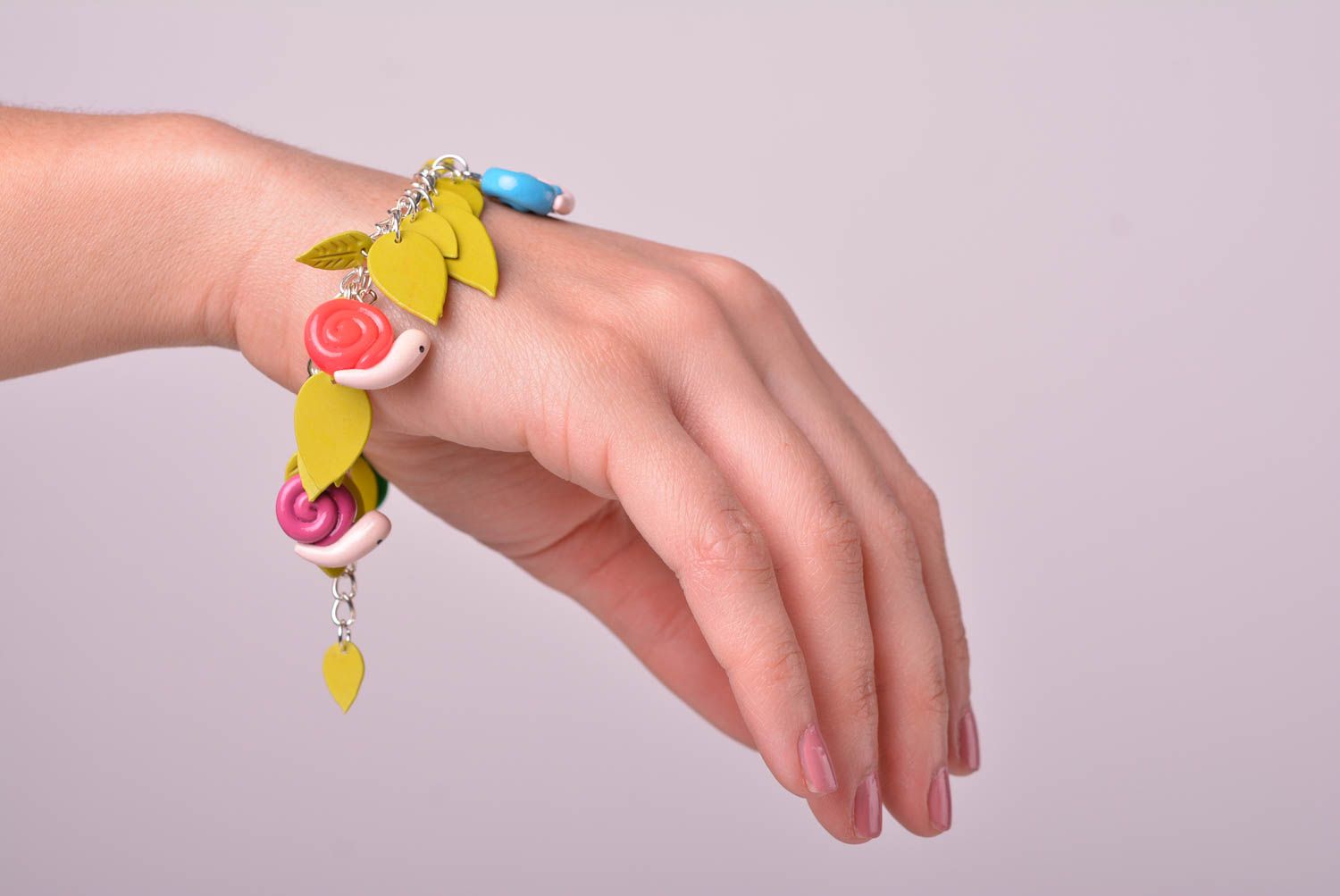 Bracelet multicolore Bijou fait main Accessoire pour femme en pâte polymère photo 1