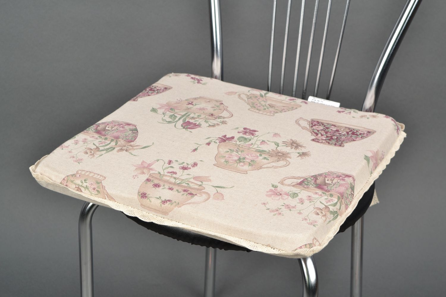Плоская подушка на кухонный стул из хлопка и полиамида фото 1