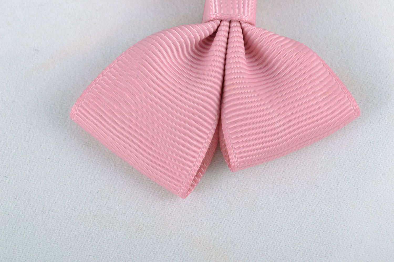 Noeuds en rubans de reps faites main design original couleur rose 2 pièces photo 4