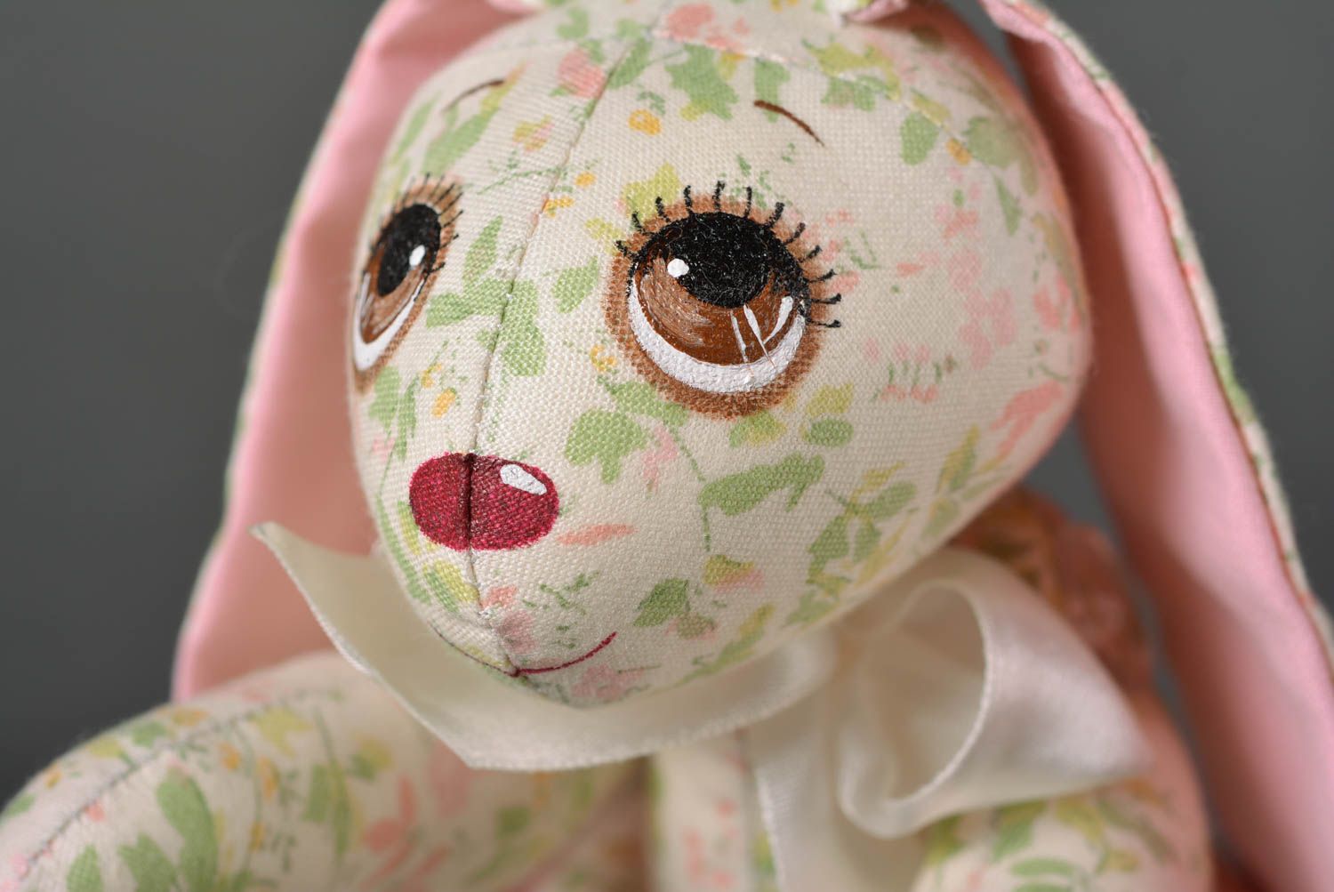 Handmade Kleinkinder Spielzeug Geschenk für Kinder Haus Deko Hase mit Ohren foto 2