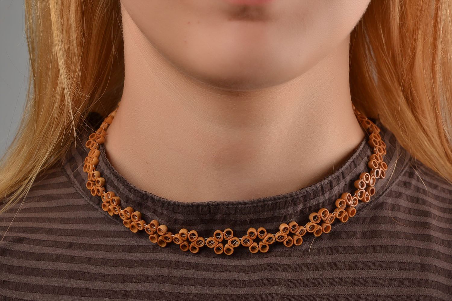 Handmade Frauen Halskette Damen Schmuck aus Kirschkernen Geschenk für Frauen  foto 1