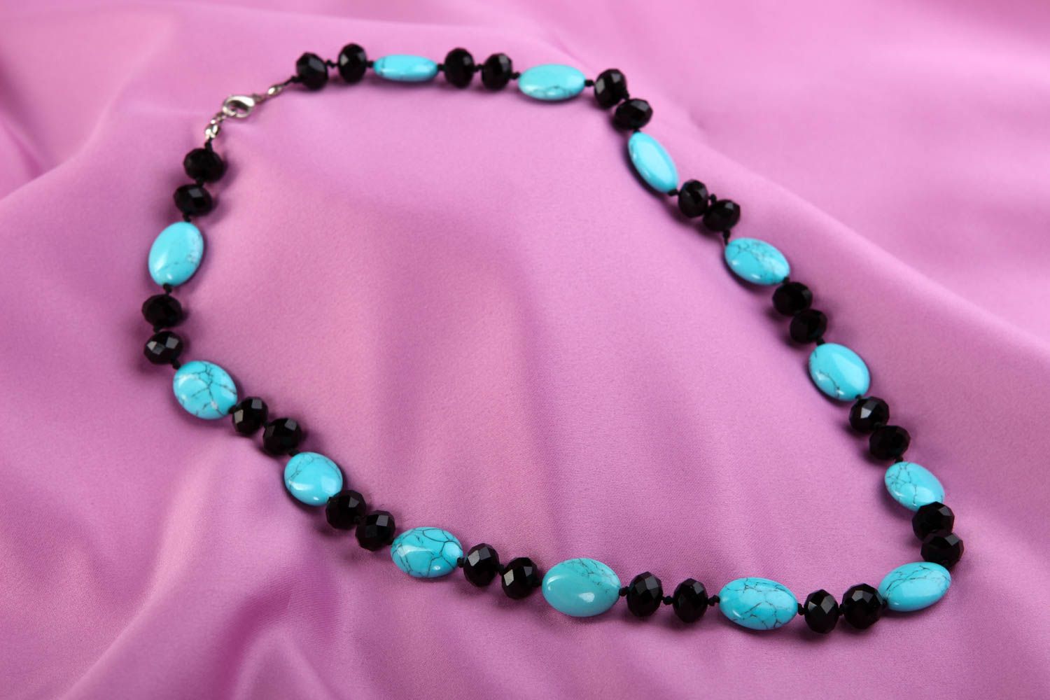 Stylish handmade beaded necklace gemstone bead necklace fashion trends photo 1