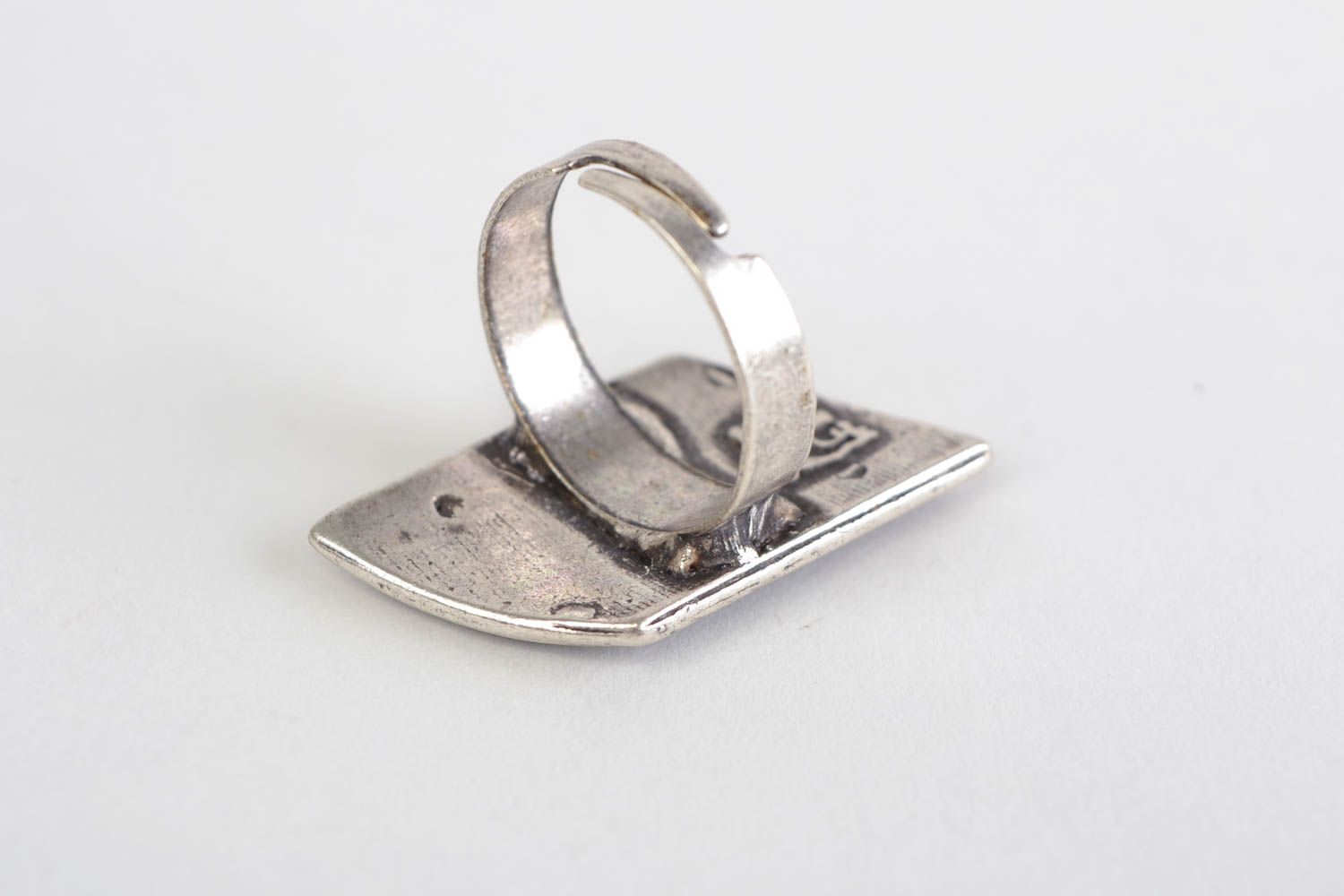 Handgemachter Metall Ring für Frauen schön oval mit zartem Muster im Ethno Stil foto 5