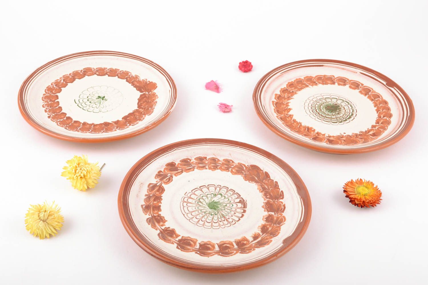 Ensemble d'assiettes en céramique 3 pièces faites main peintes à la glaçure photo 1