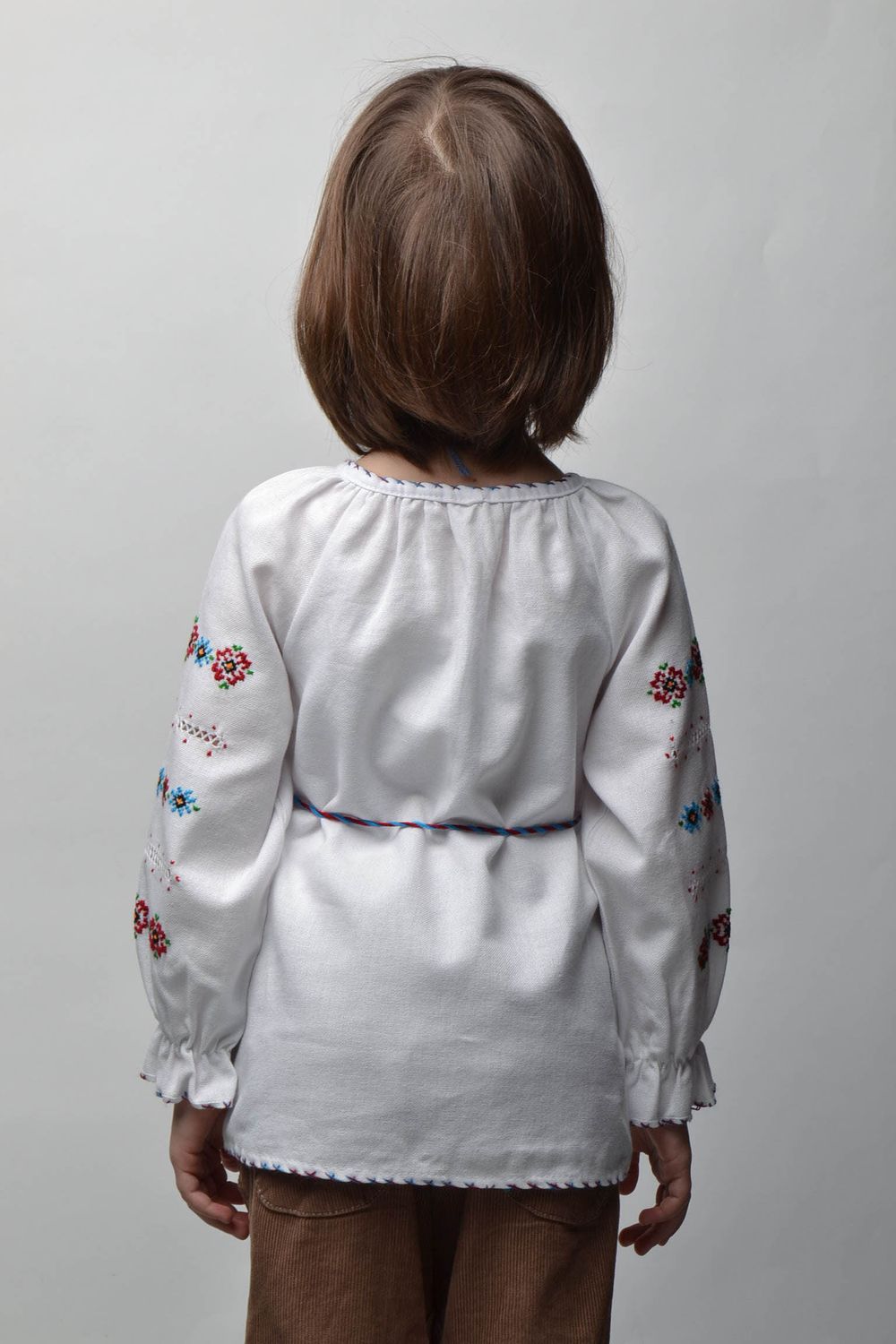 Camisa bordada de manga larga con cinturón para niña de 5-7 años de edad foto 4