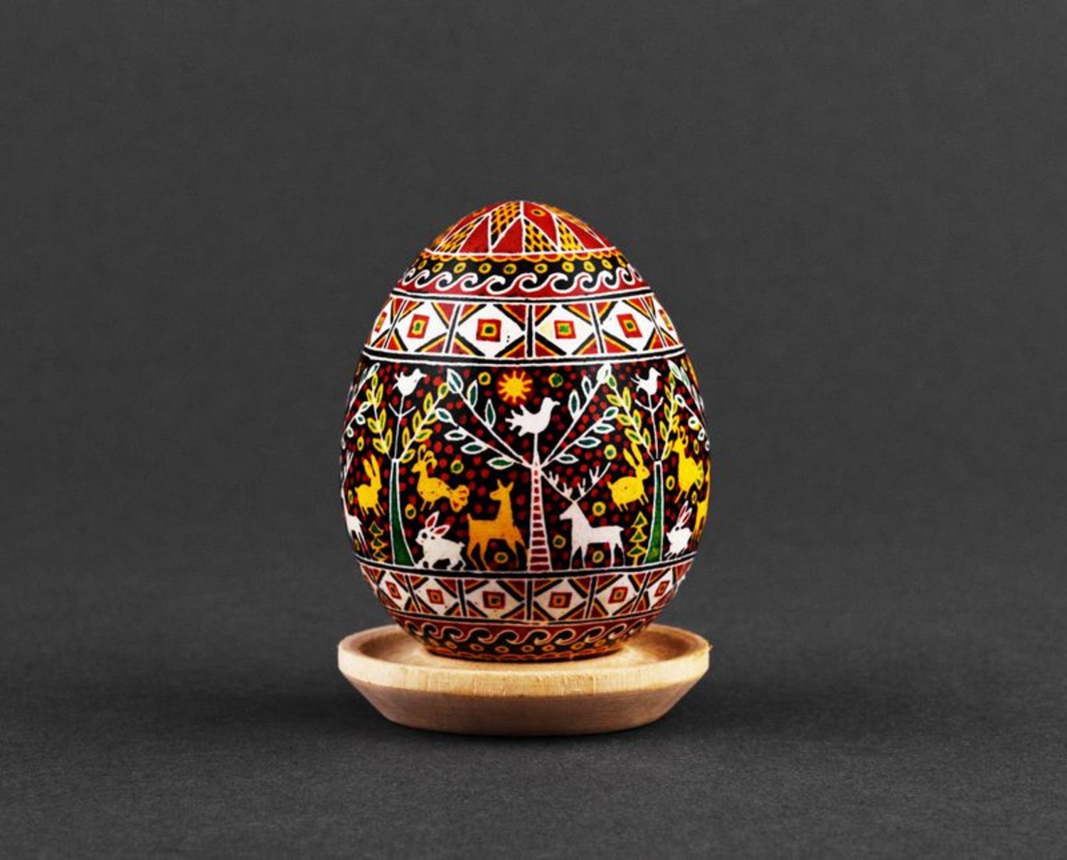 Huevo pintado de Pascua Bosque foto 3