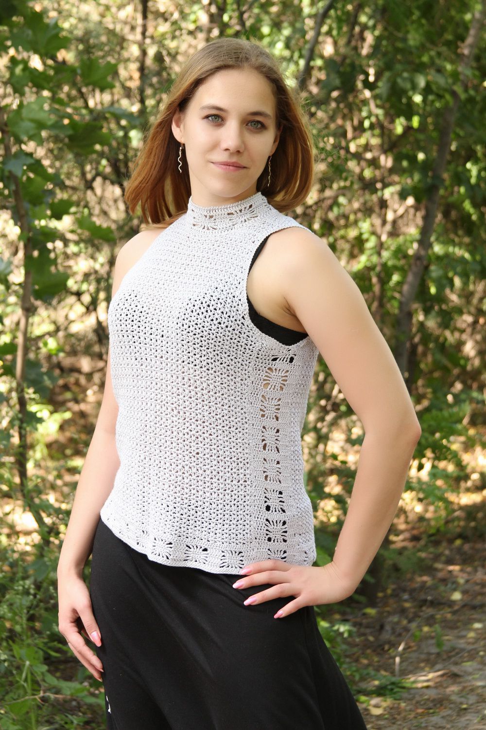 White knitted top photo 2