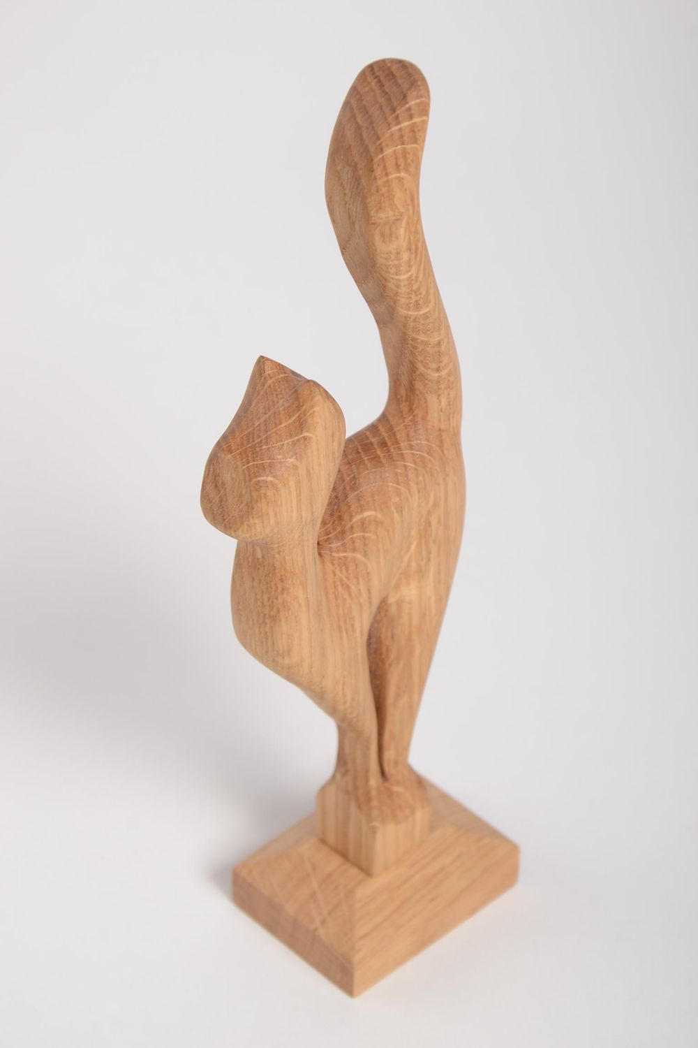 Figura de madera hecha a mano objeto de decoración souvenir original Gata foto 5