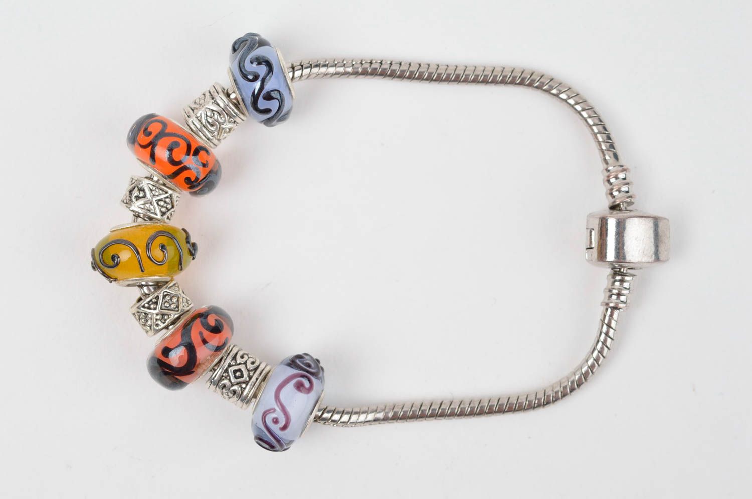 Pandora-style beaded bracelet with glass handmade beads on metal cord photo 2