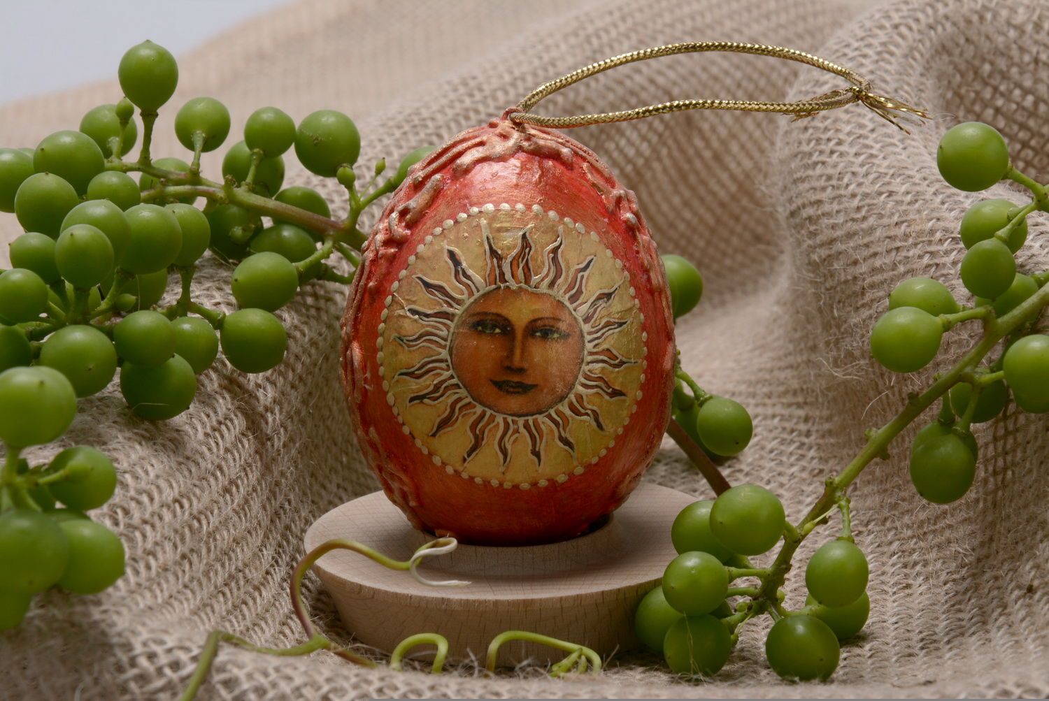 Pendente d'arredo fatto a mano a forma di uovo dipinto decorazioni di casa
 foto 1