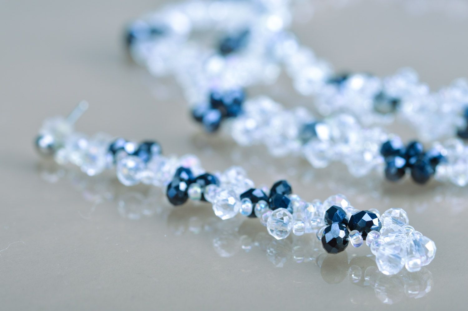 Schmuckset aus Bergkristall Collier und Ohrringe in Blau handgemacht foto 4