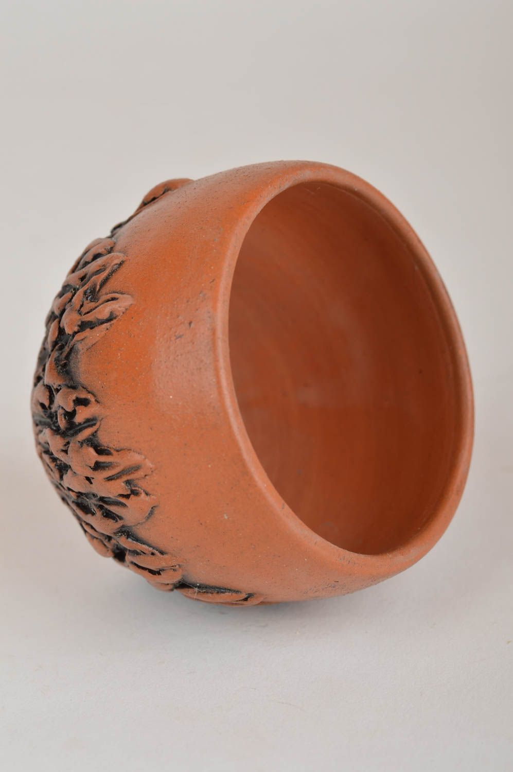 Beautiful handmade designer wide round clay shot glass with fretwork 100 ml photo 2