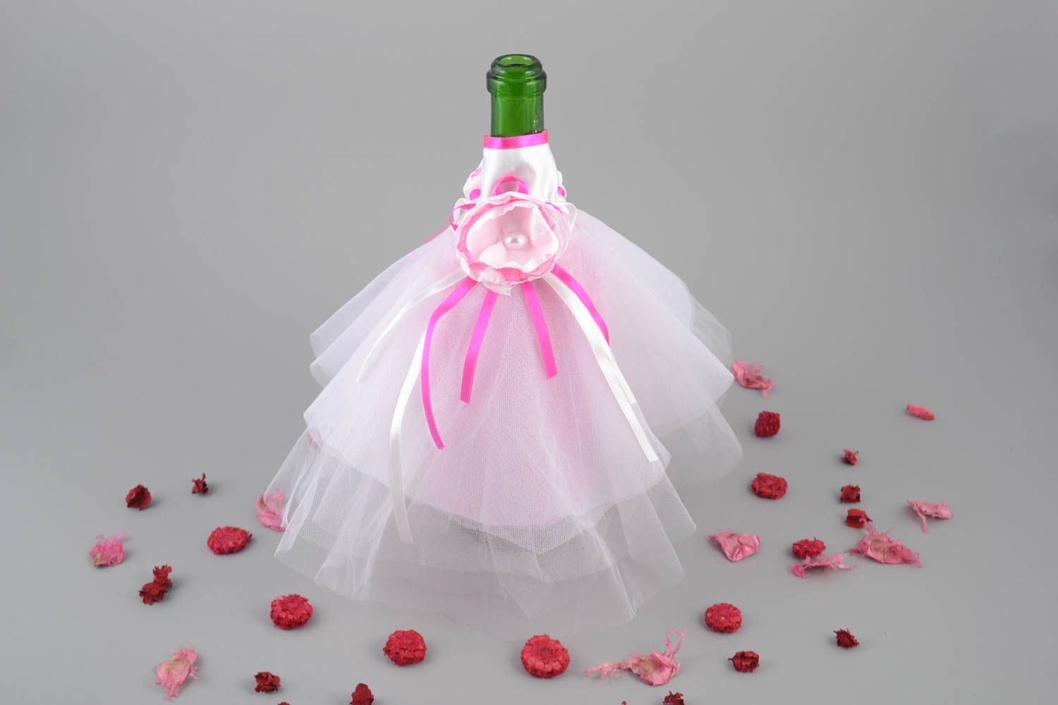 Robe pour bouteille de champagne blanc rose avec fleur faite main originale photo 1