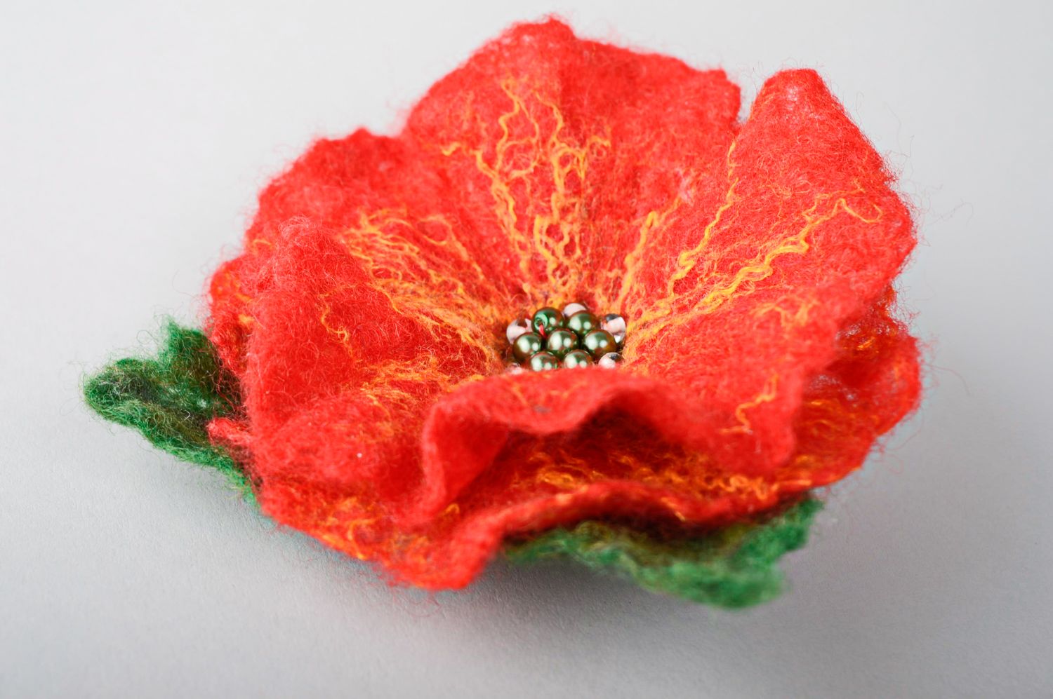 Red felted wool floral brooch photo 4