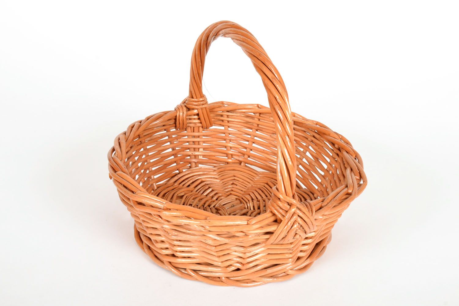 Willow basket with a handle photo 4