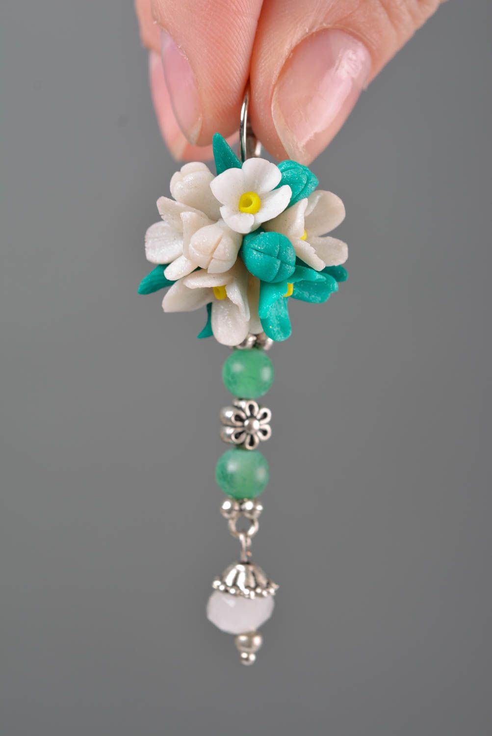 Handmade Blumen Ohrringe aus Polymerton Kugeln künstlerisches Frauen Accessoire foto 3