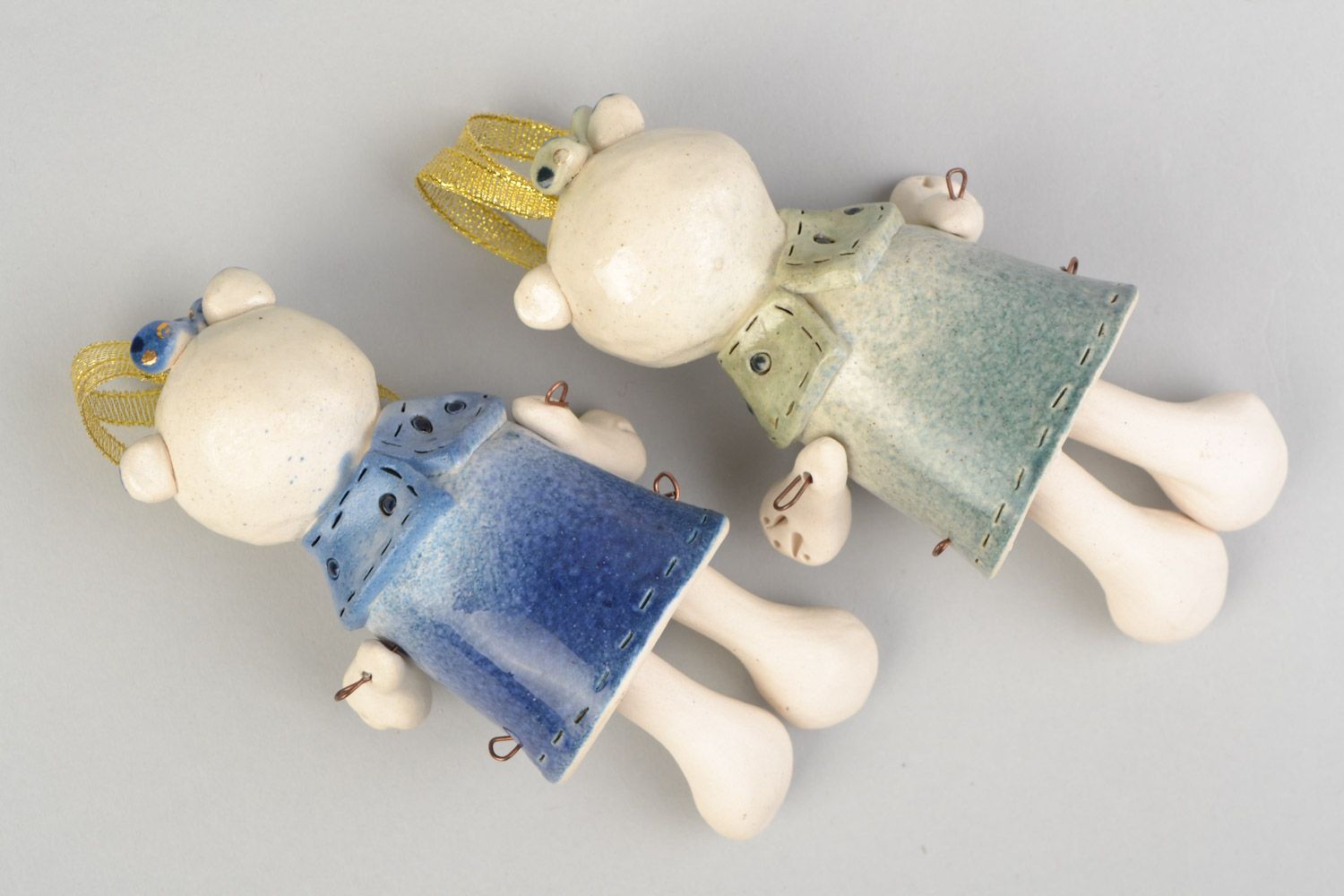 Парные колокольчики ручной работы из глины на ленте Мишки с леденцами 2 шт фото 4