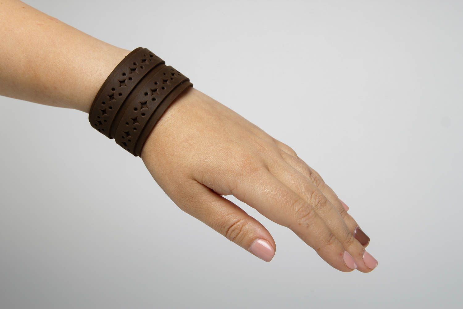 Bracelet cuir Bijou fait main Accessoire tendance marron original large photo 2