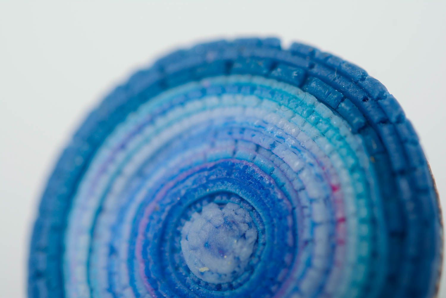 Круглое кольцо из полимерной глины большое голубое необычное ручной работы фото 4