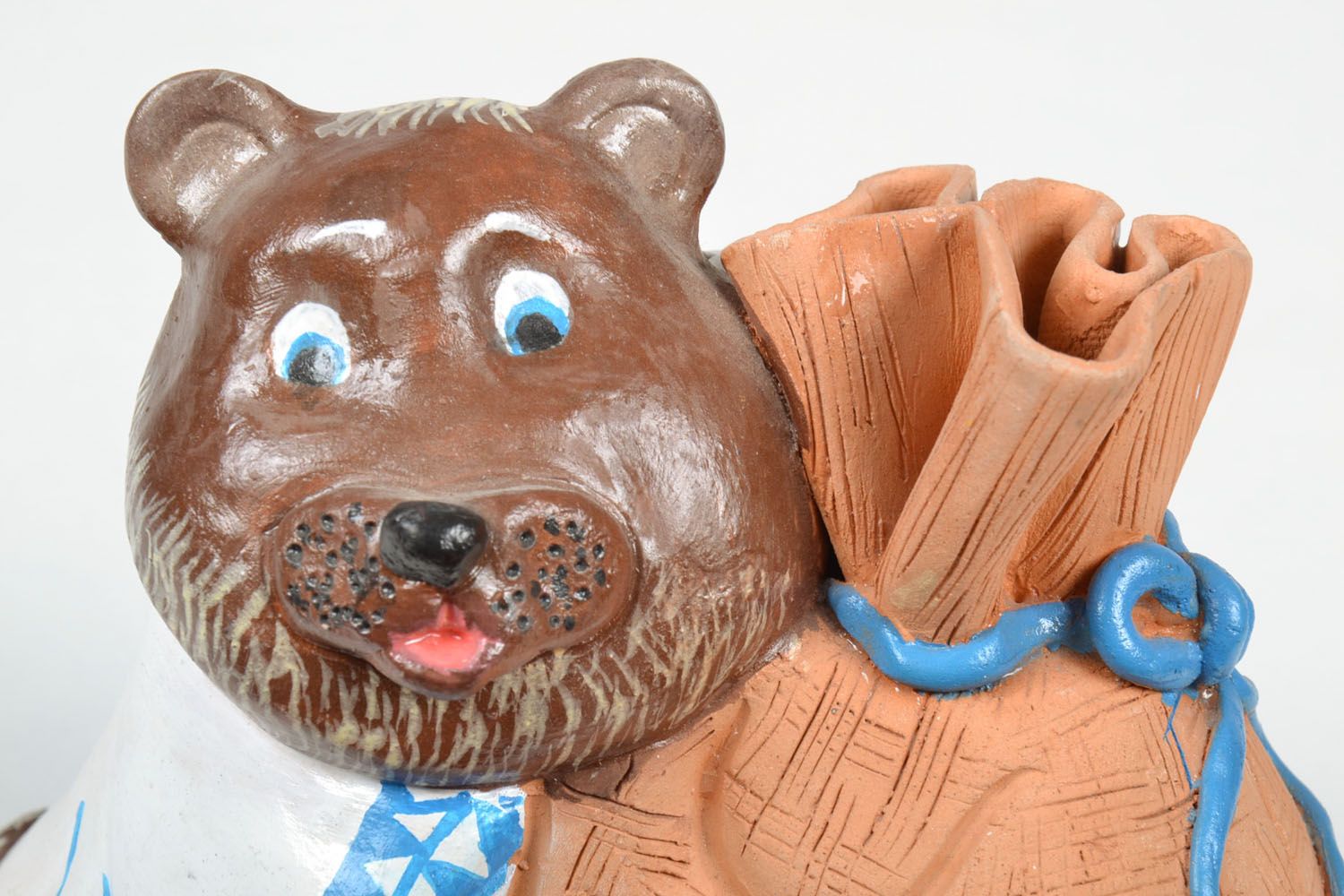 Ceramic money box in the shape of a little bear photo 3