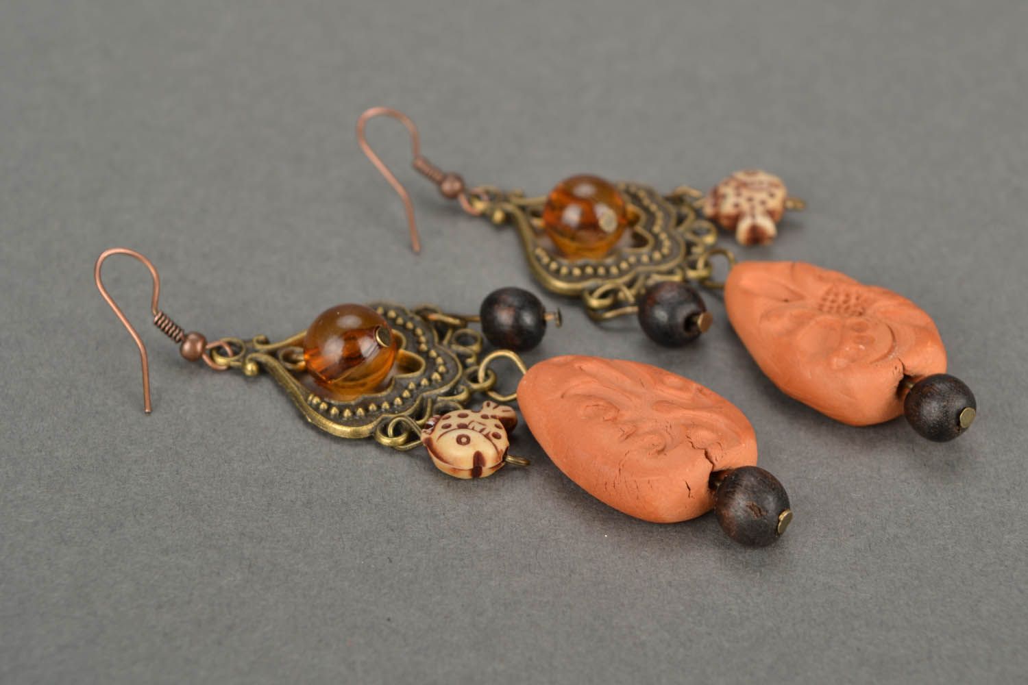 Dangle earrings with ceramic beads photo 5